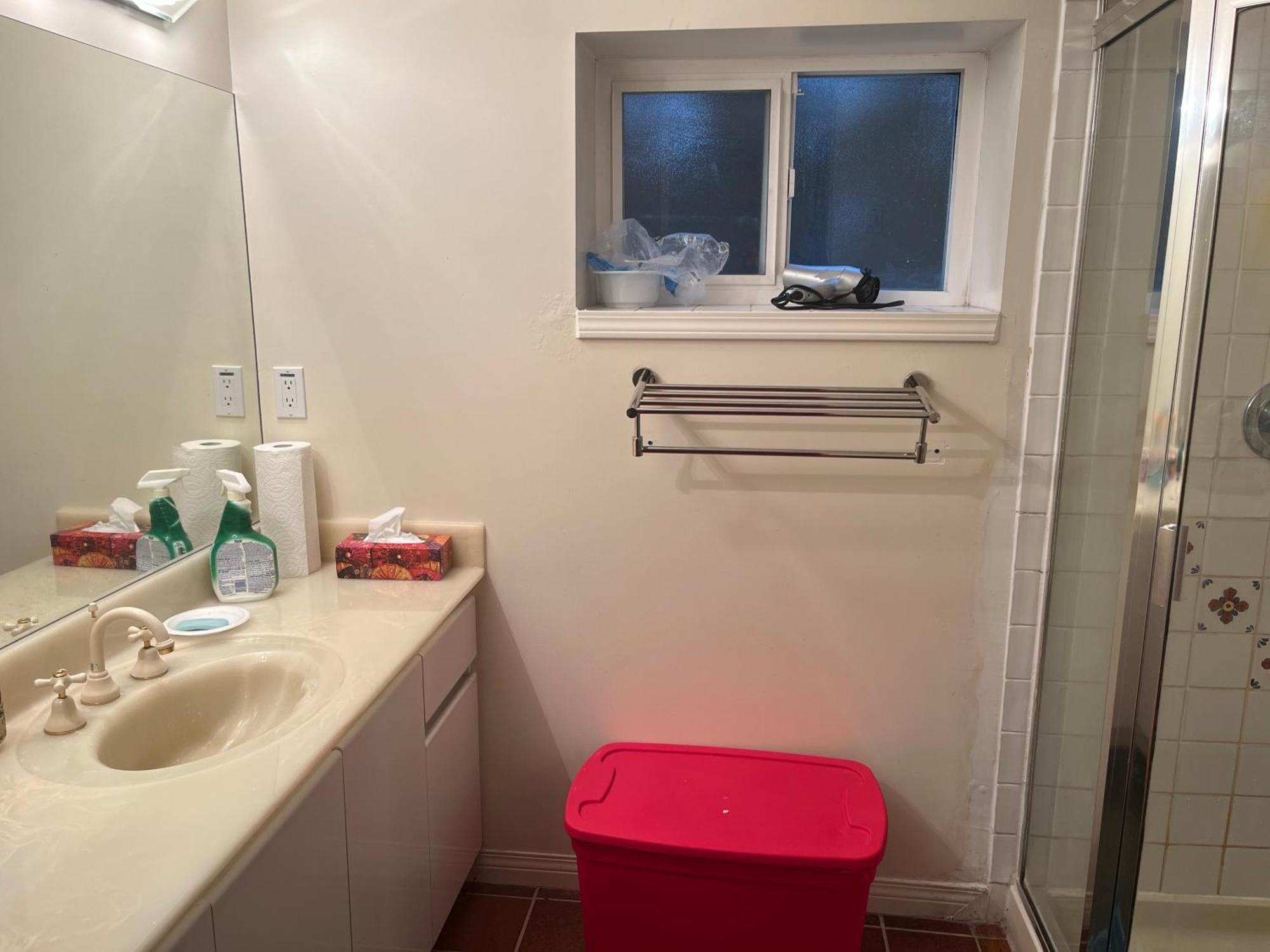 וונקובר Near Downtown Yvr -2 Bedroom Private Suite מראה חיצוני תמונה